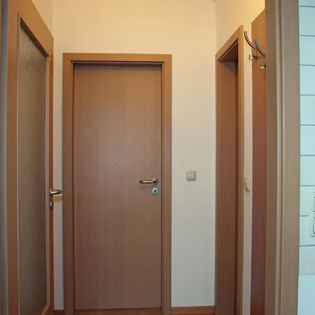 Апартаменти Sonnenhus - Ruegen *